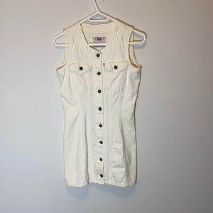 Levi’s White tab sleeveless button down tunic top